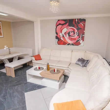 Bellami Apartment *